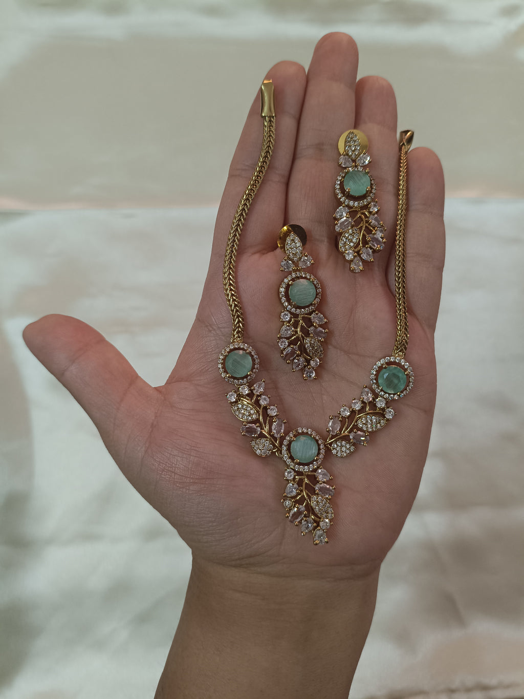 AD Flower Necklace Set V46