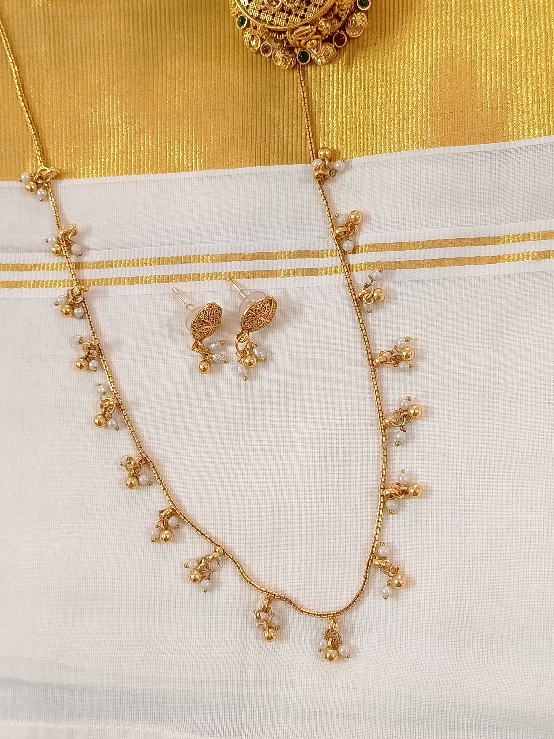 Matte Finish Pearl Mid Long Necklace Set V180