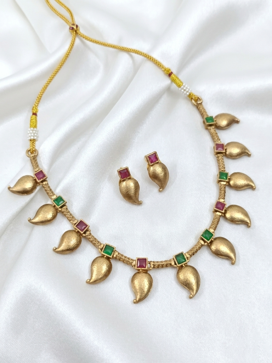 Matte Finish Manga Necklace Set V1