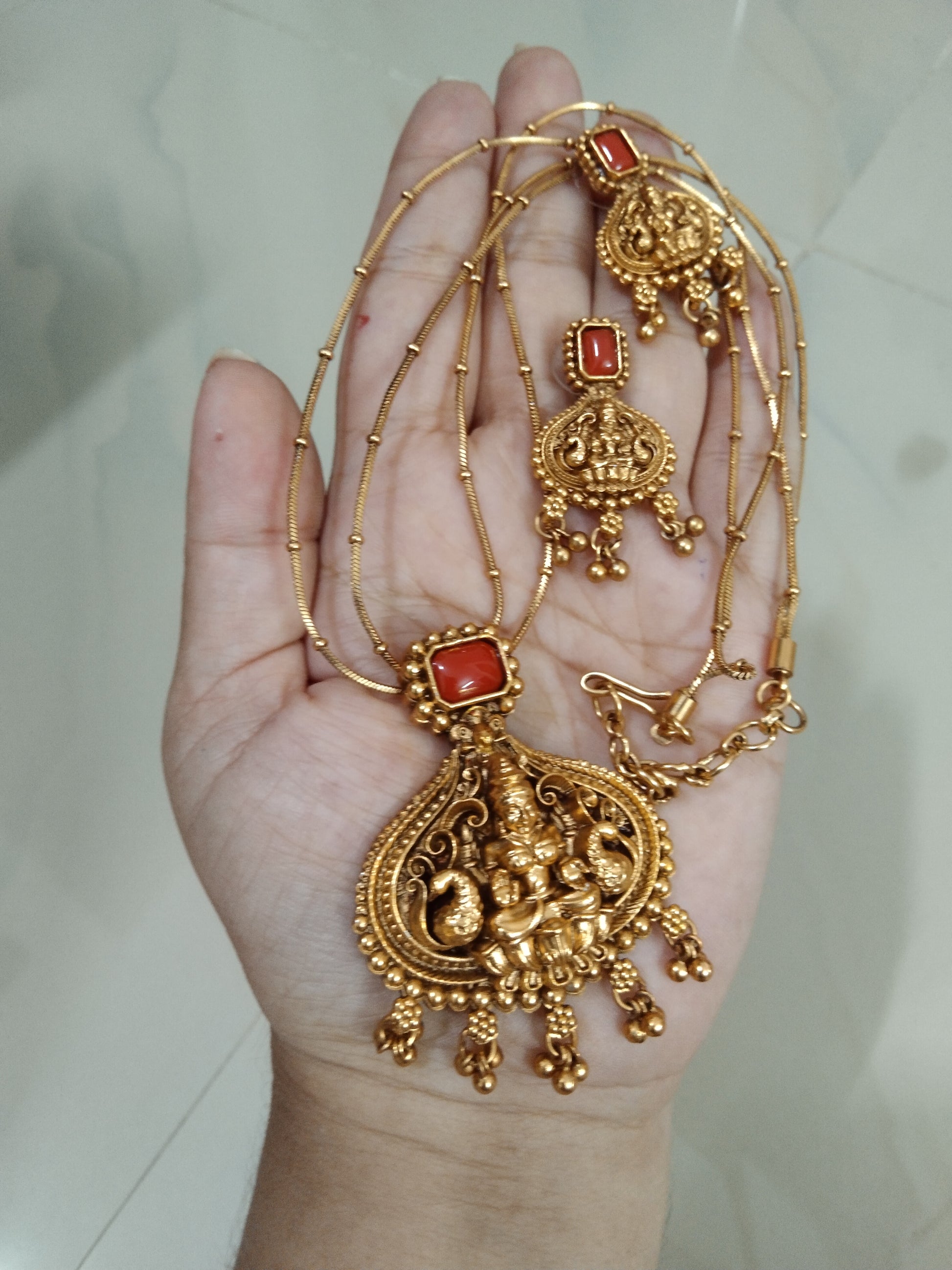 Lakshmi Coral Pendant Necklace Set