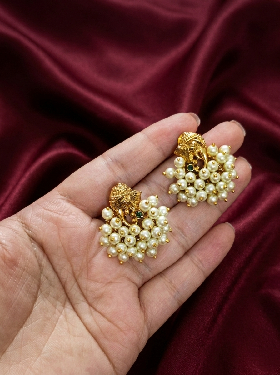 Ganesha Pearl Earring
