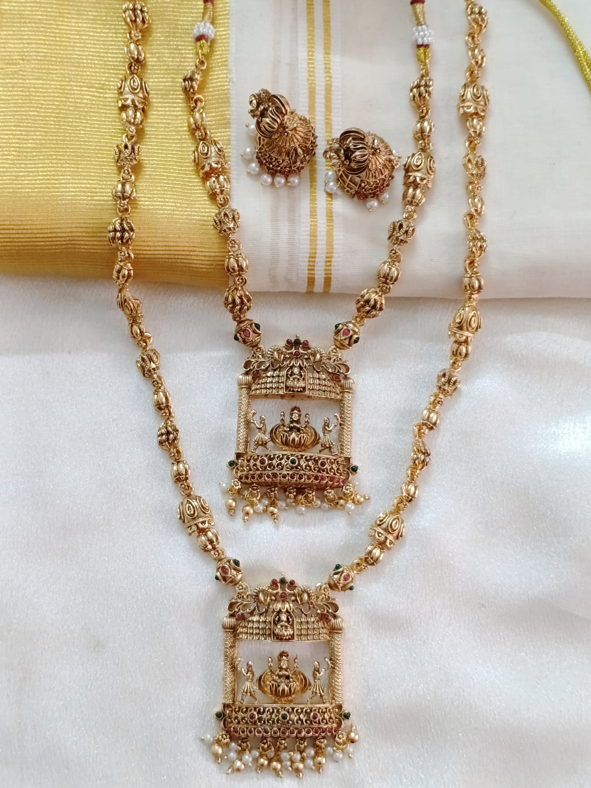 Matte finish Temple Lakshmi Combo Set
