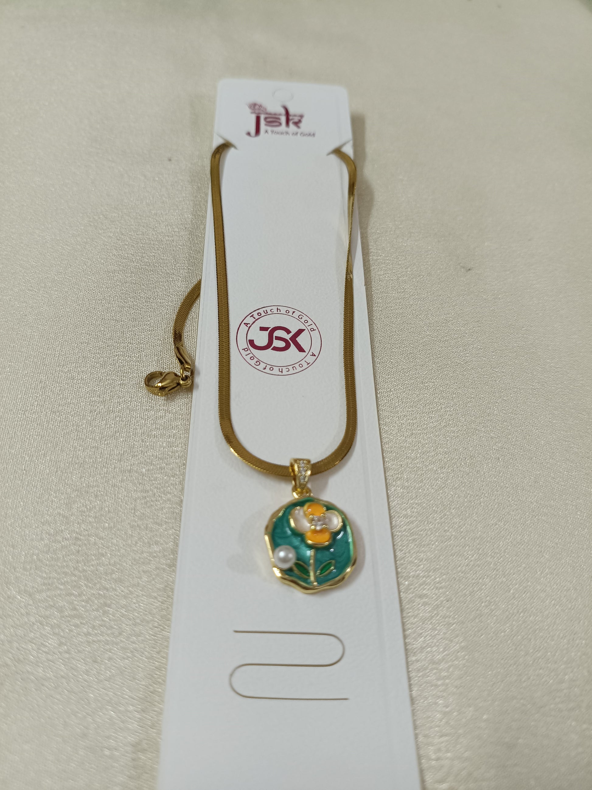 Mosaic Flower Pendant Chain Necklace Set