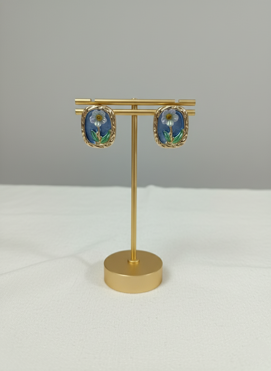 Daisy Dew Drop Earring
