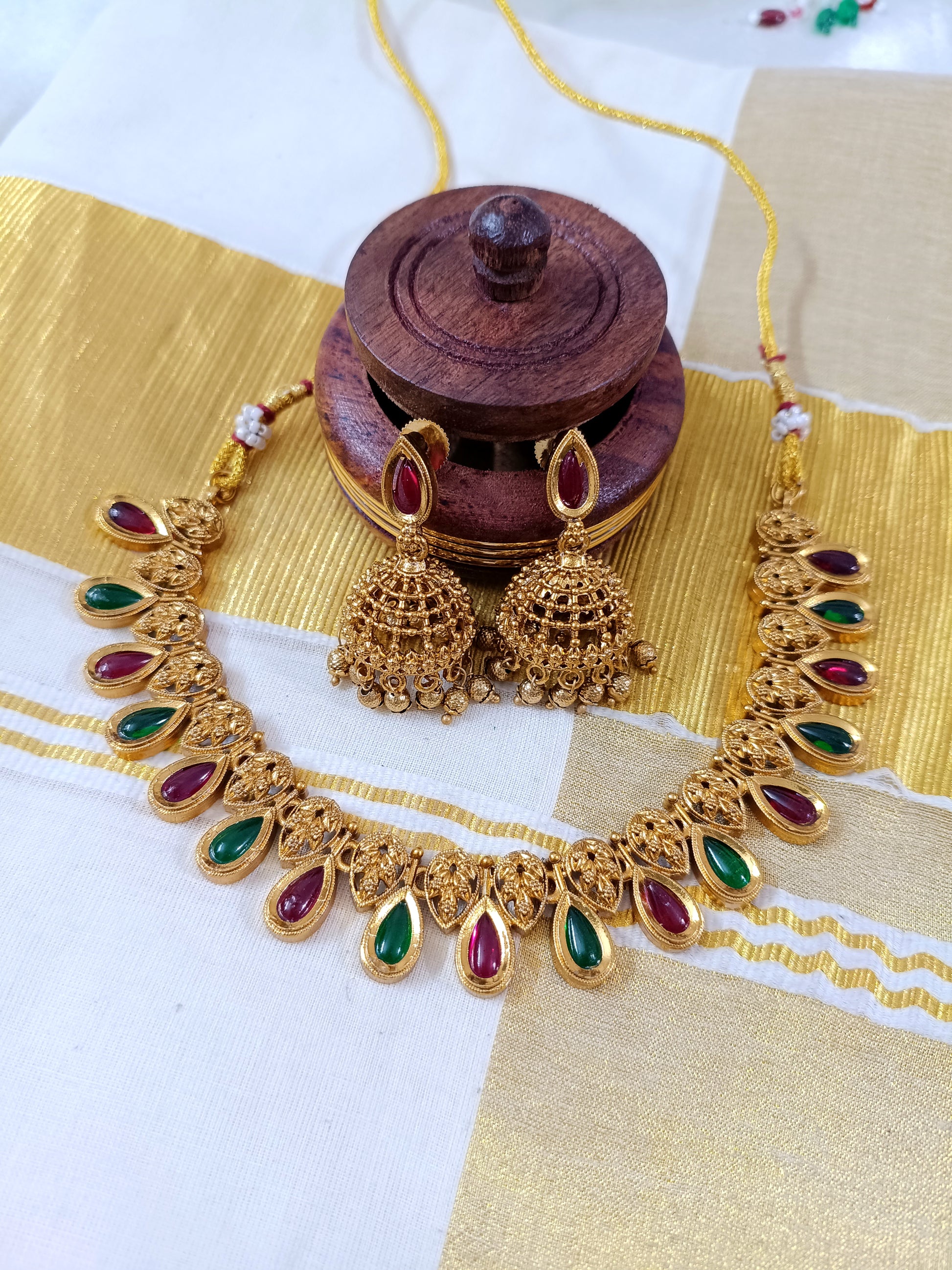 Matte Finish Gopi Necklace Set