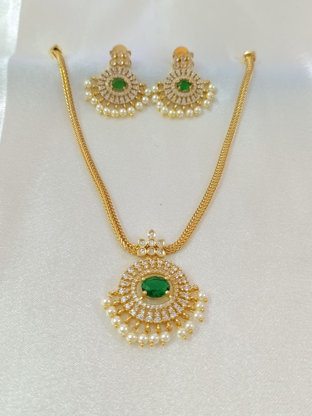 AD Stone Necklace Set V40