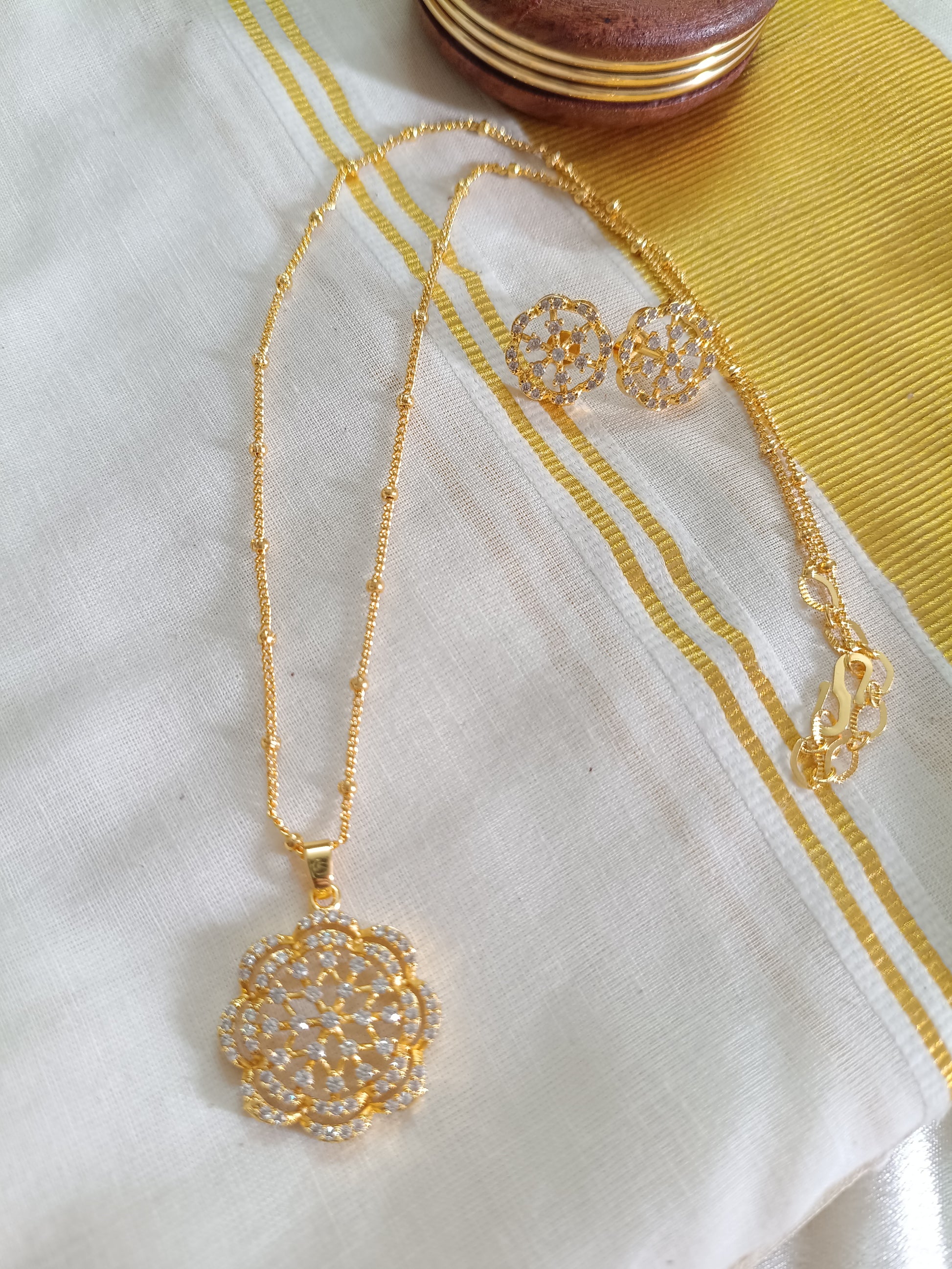 Micro Polish Diamond Replica Pendant Mid Long Necklace Set