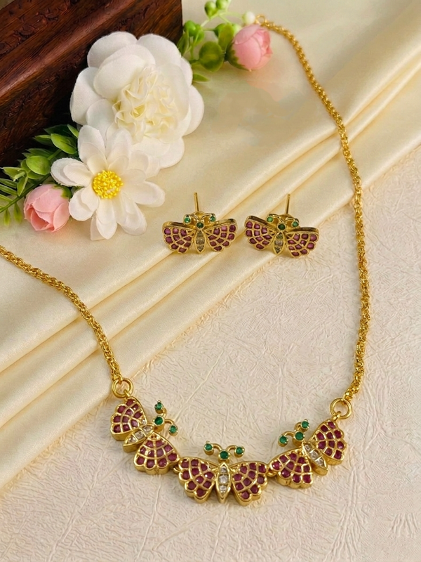 Butterfly Choker Set V1