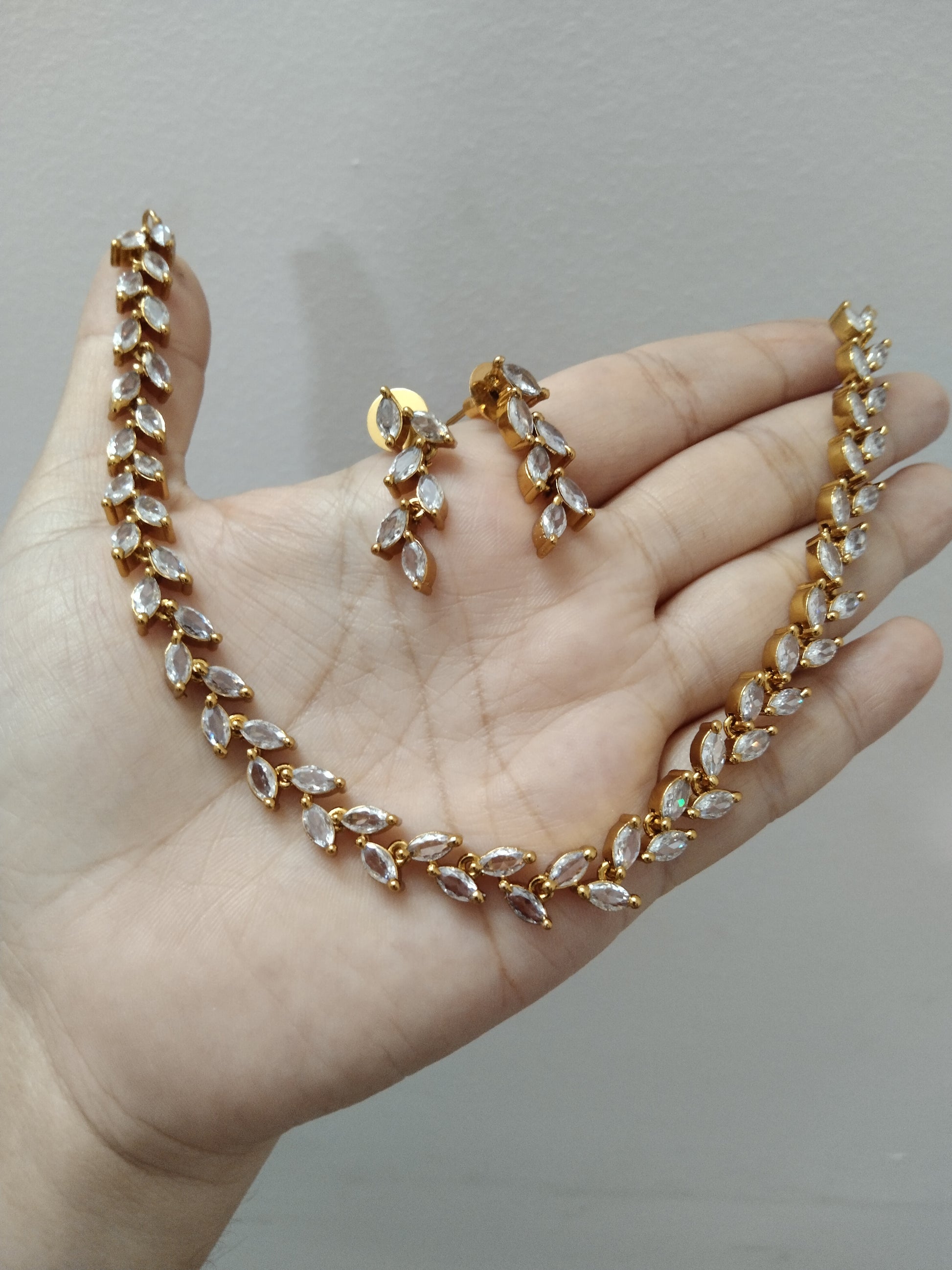 AD Necklace Set V8