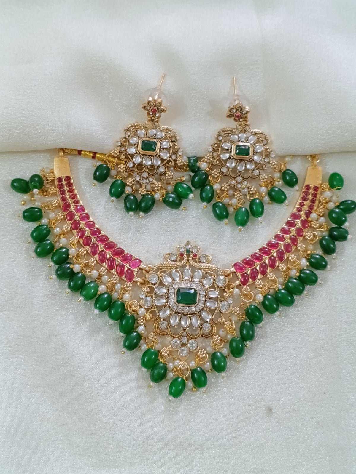 Celebrity Inspired Kemp Stone Necklace Set V2