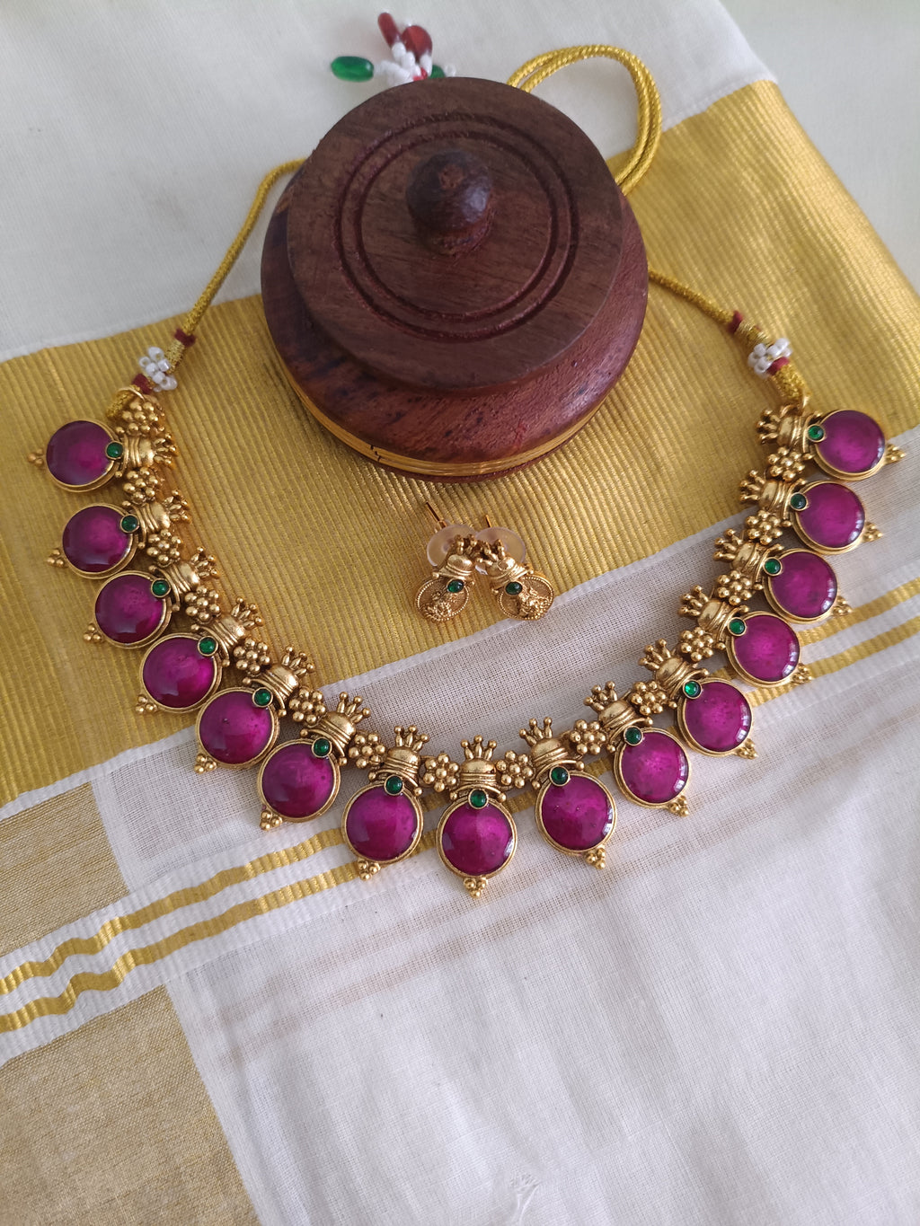 Palakka Round Necklace Set