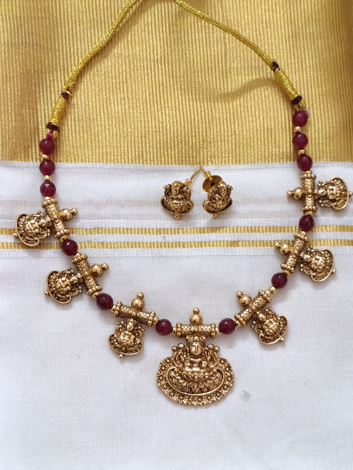 Lakshmi Bead Necklace Set