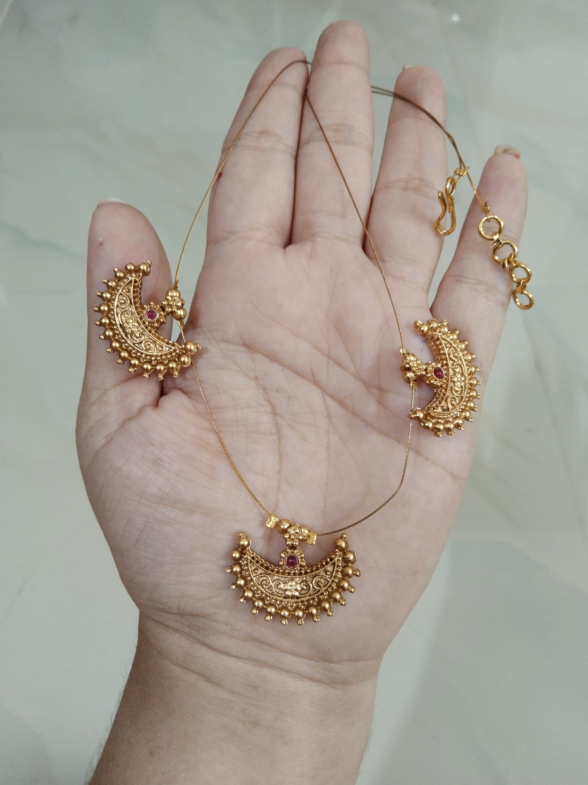 Half moon Invisible Chain Without Earring