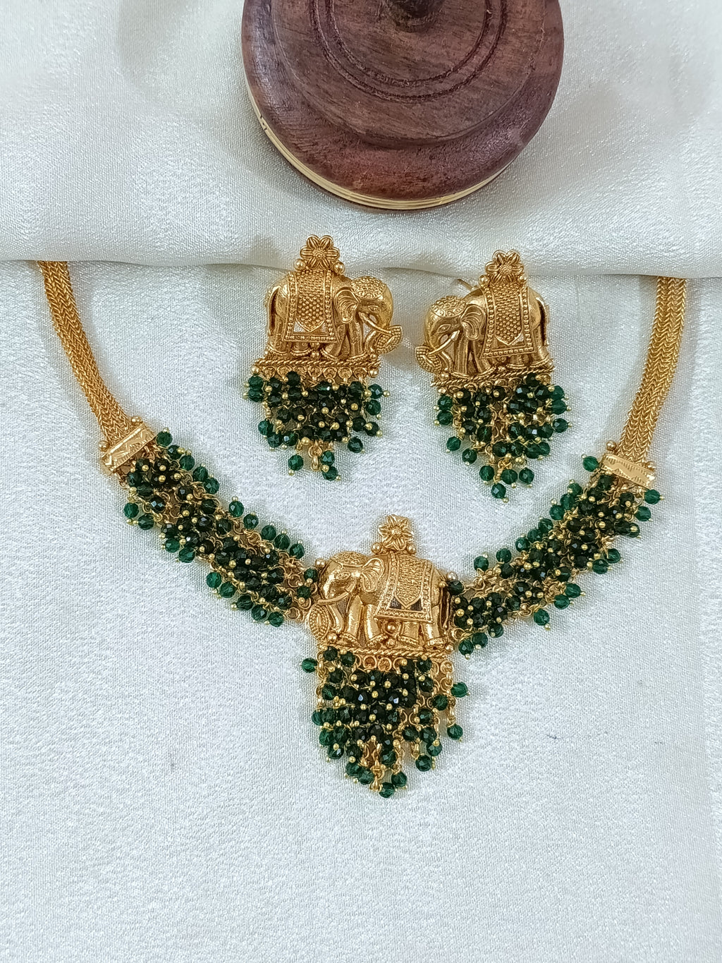 Matte Finish Elephant Pearl Necklace Set V2