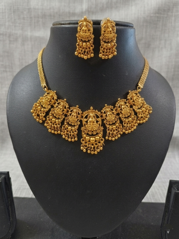Lakshmi Choker Set
