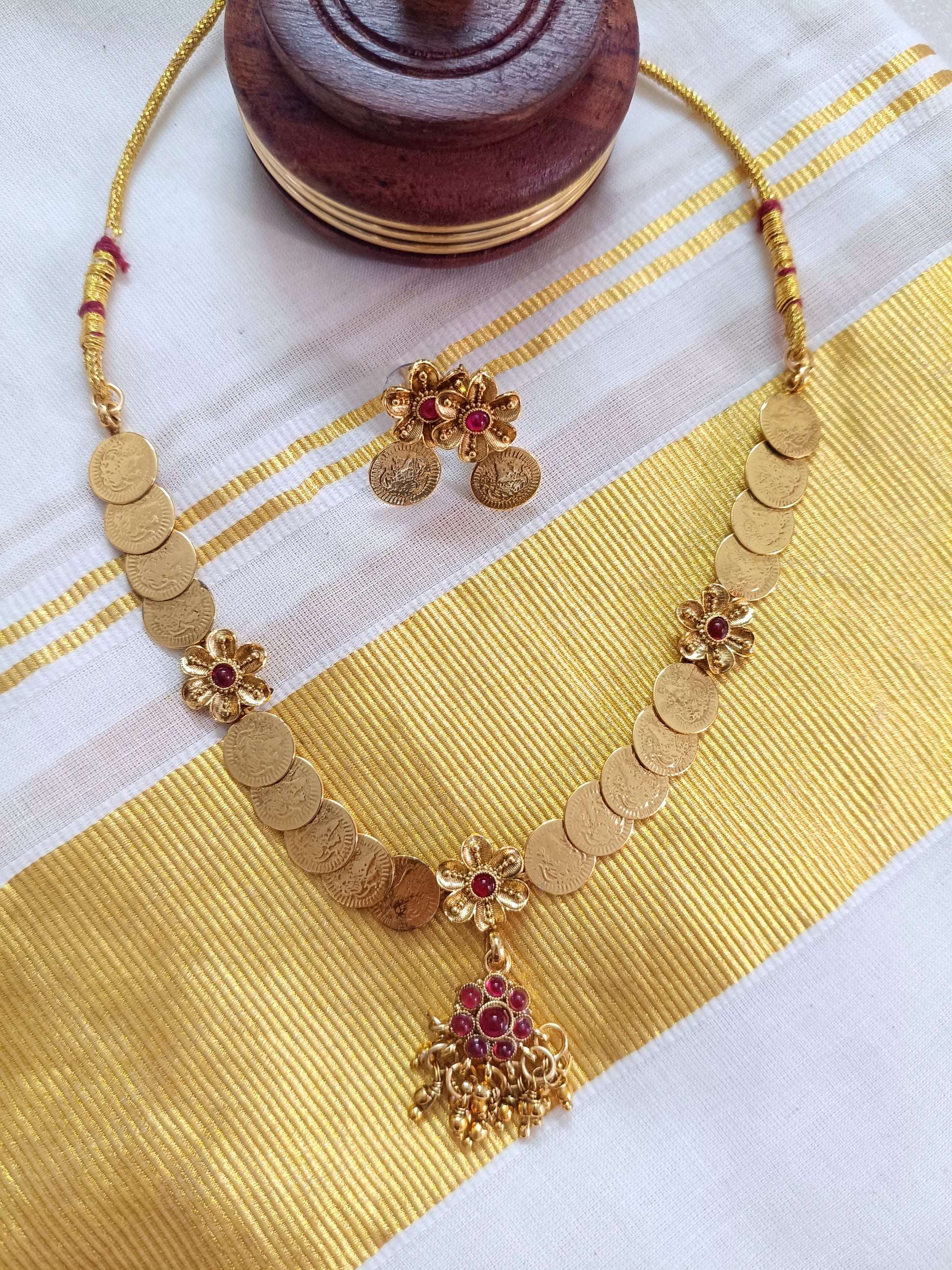 Coin Flower Necklace Set