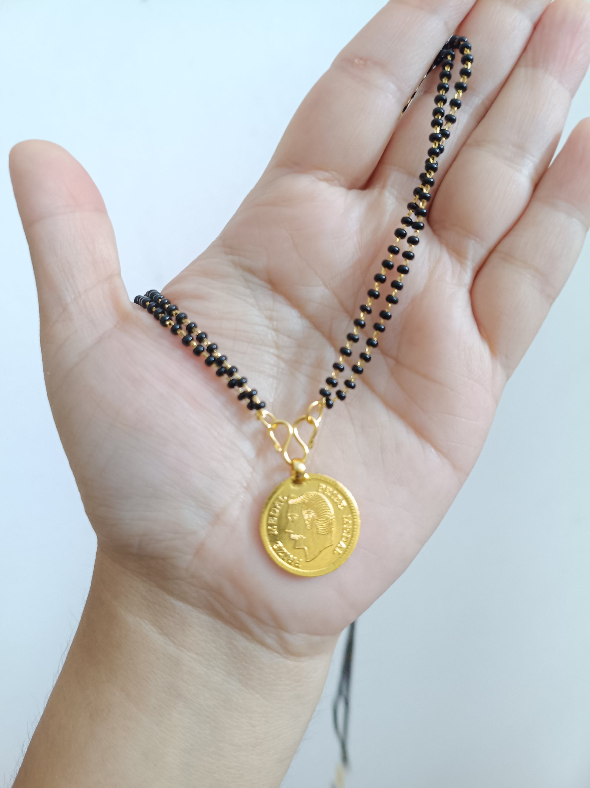 Micro Polish 2 Layer Black Bead With Non Idol CoinPendant (Detachable)