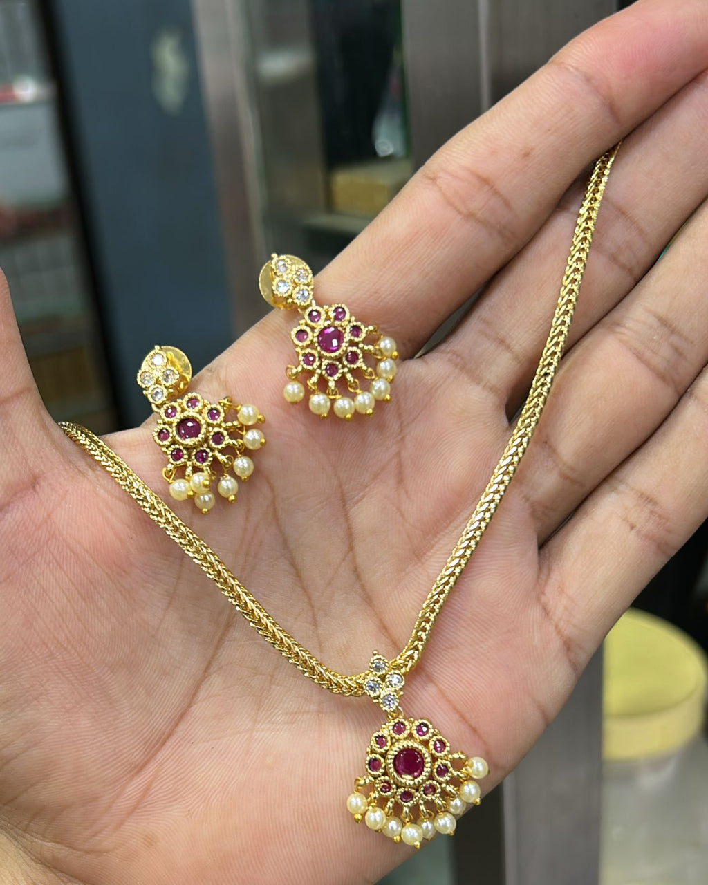 Celebrity Inspired Attigai