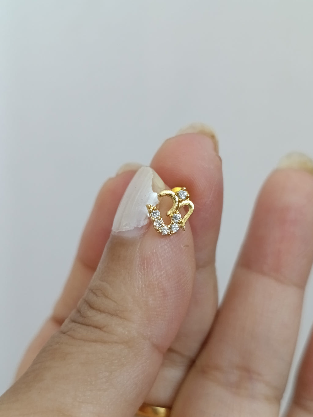 Micro Polish Om Nosepin
