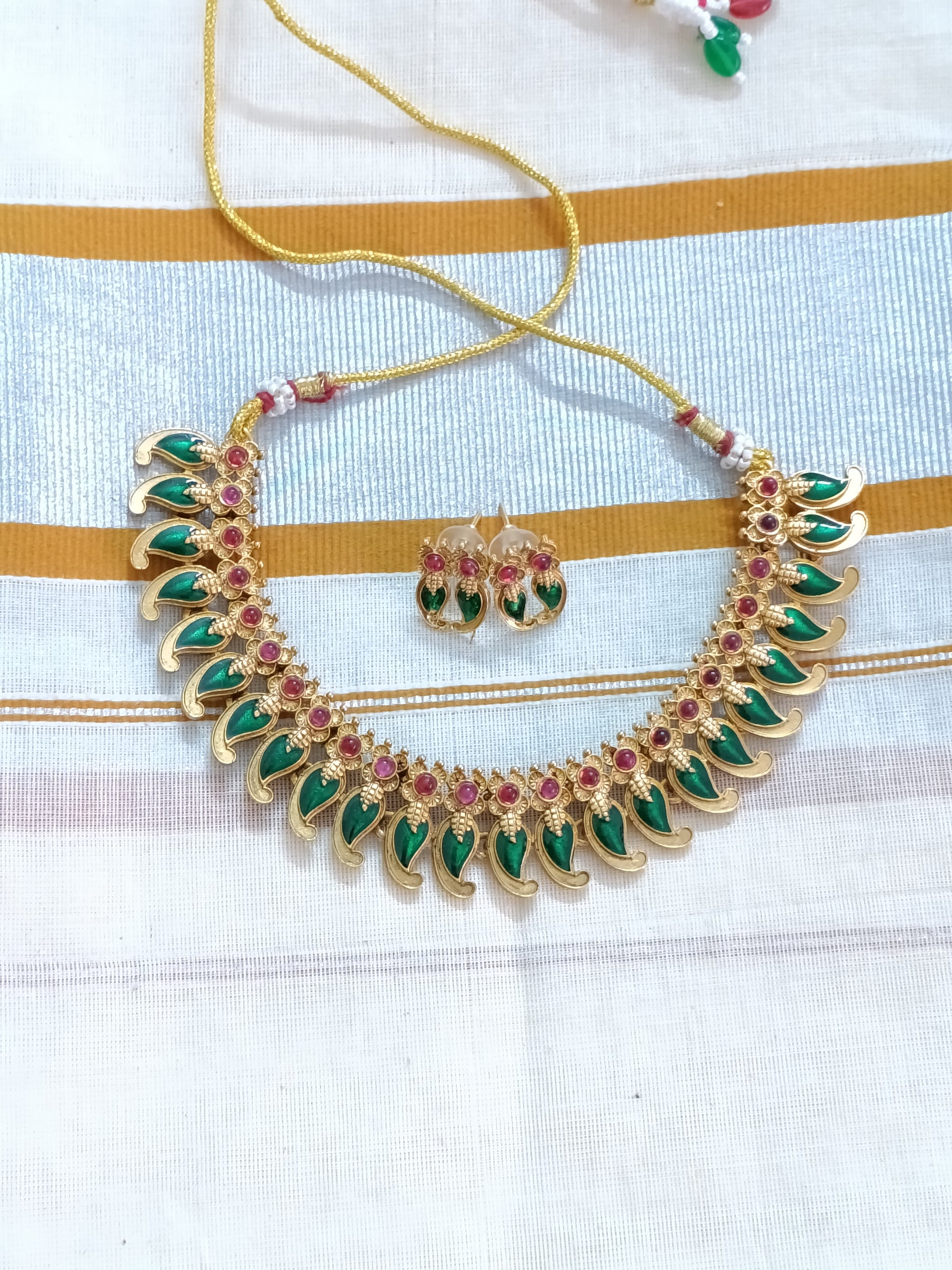 Matte Finish Palakka Mango Necklace Set