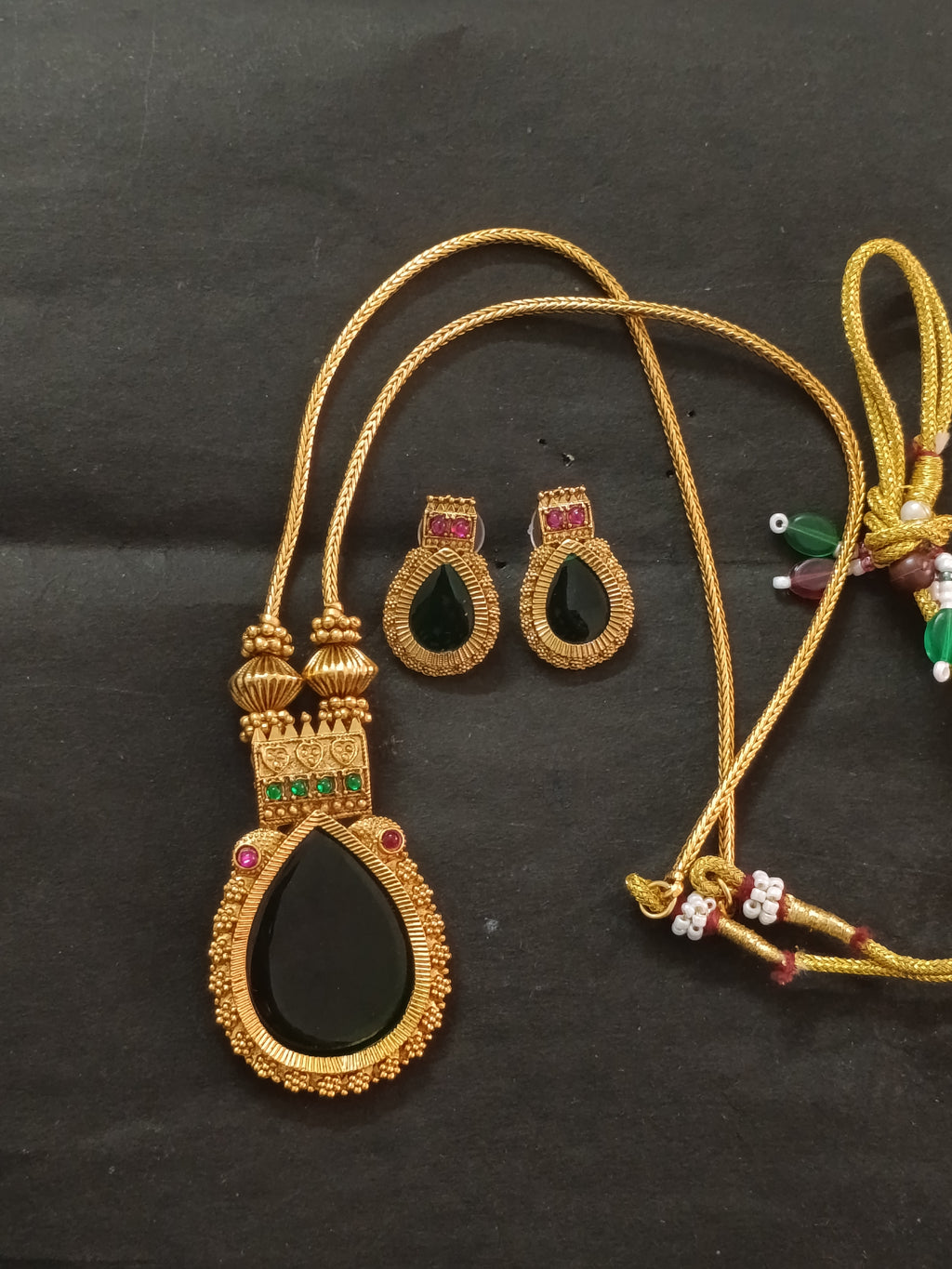 Palakka Gopi Pendant Mid Long Necklace Set V3