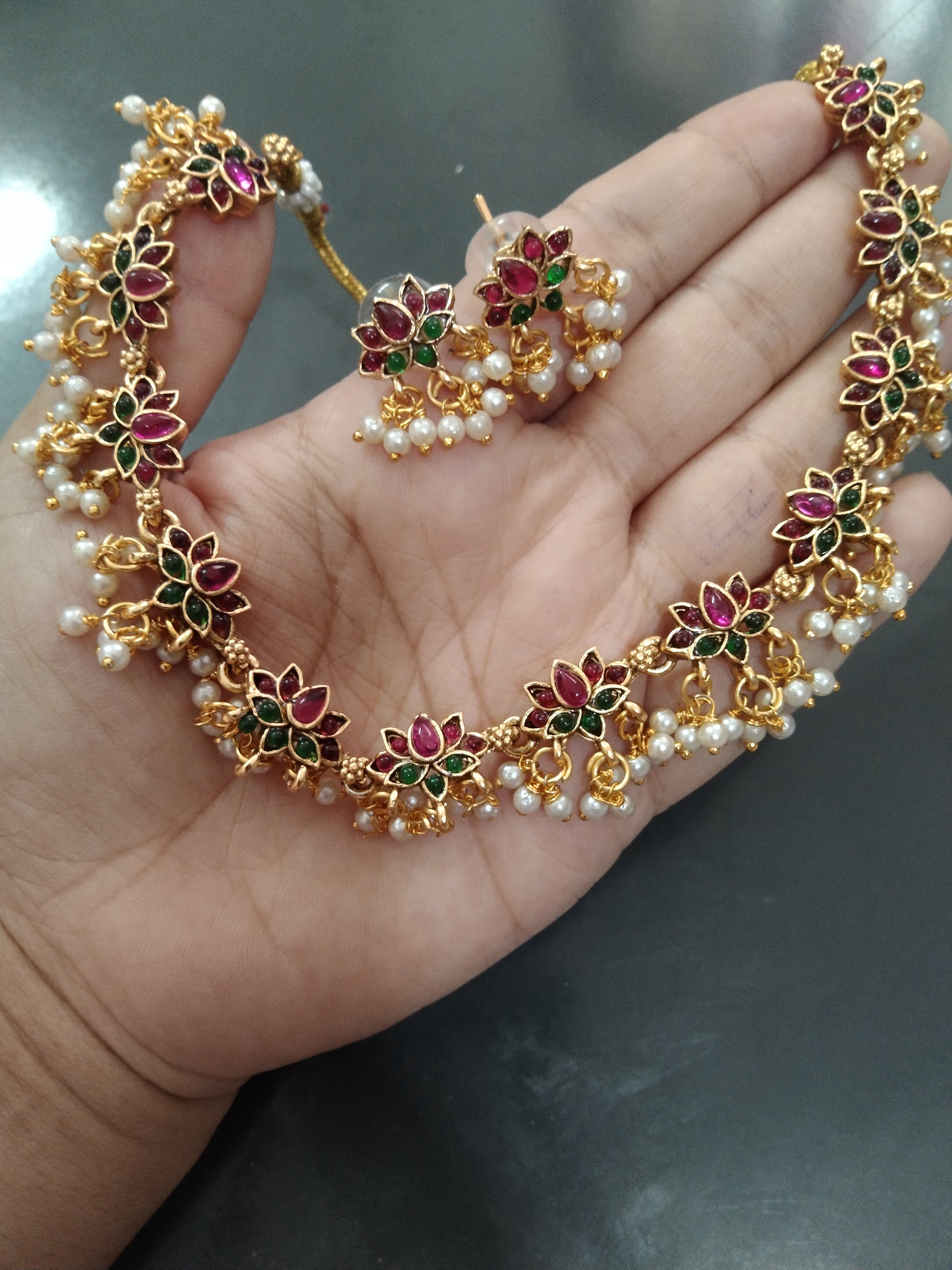 Low Budget Multi Lotus Pearl Necklace Set