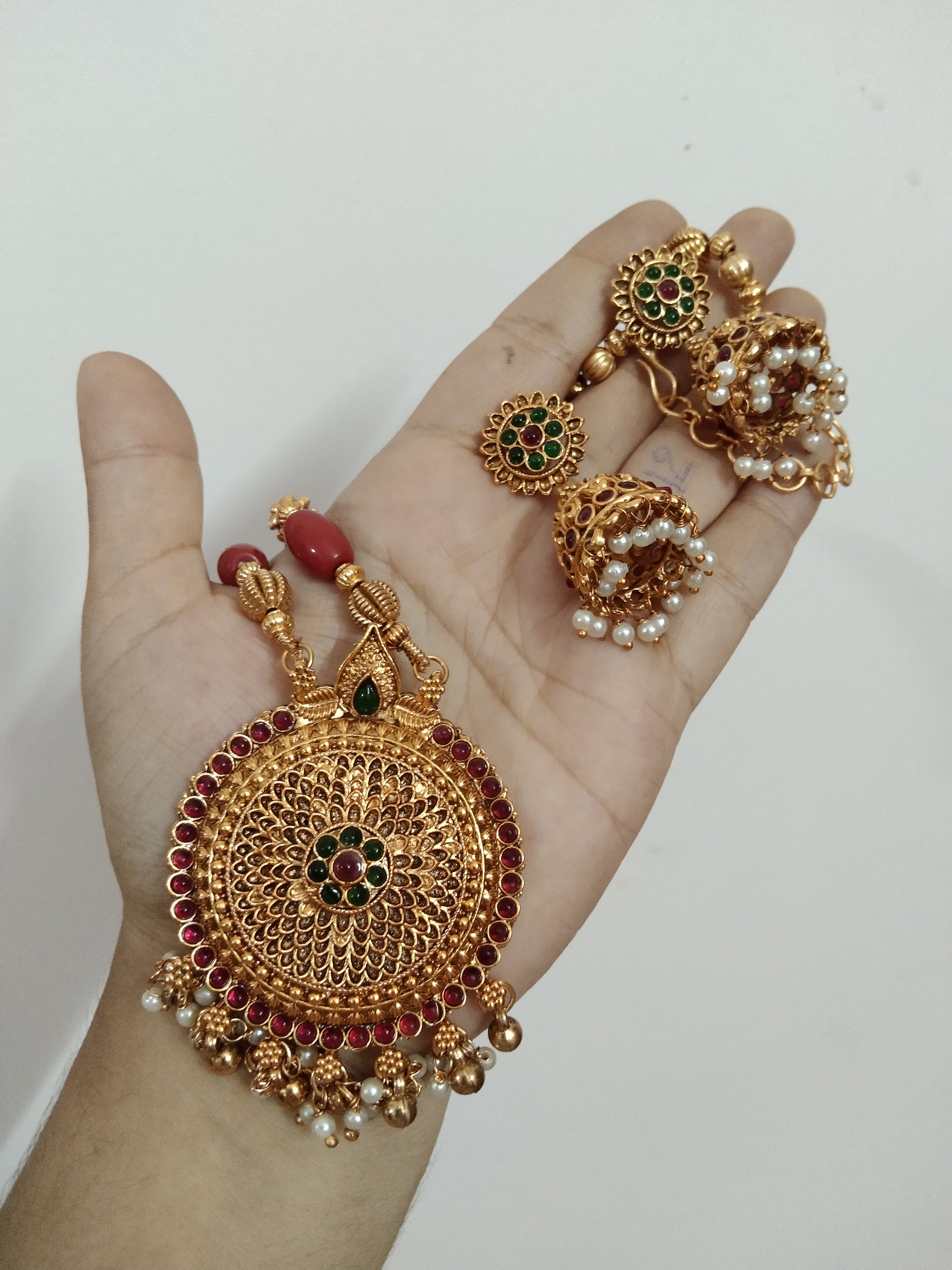 Non idol Long Necklace with Coral Beads