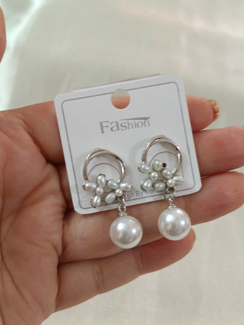 Budget Earring V3