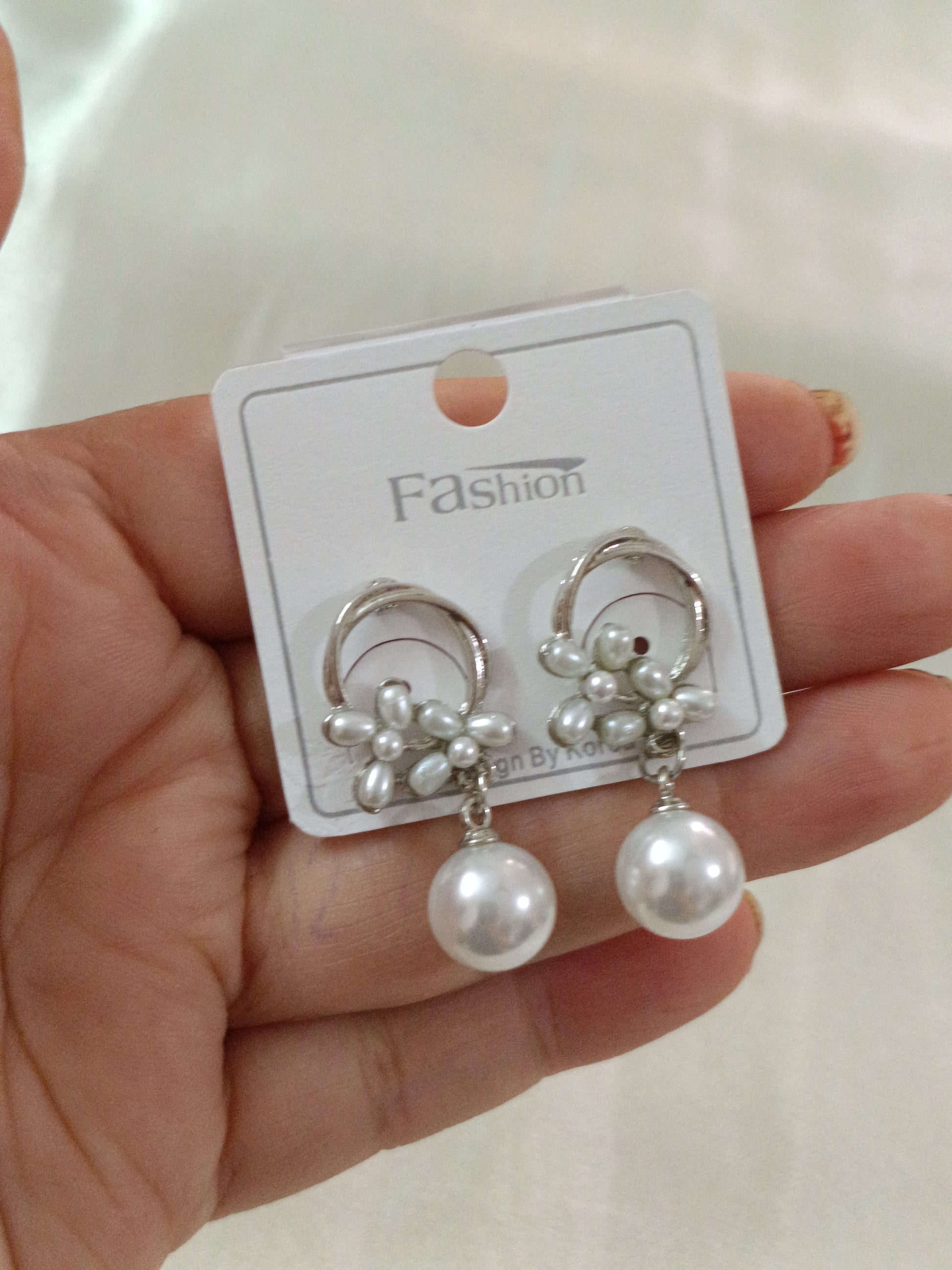 Budget Earring V3