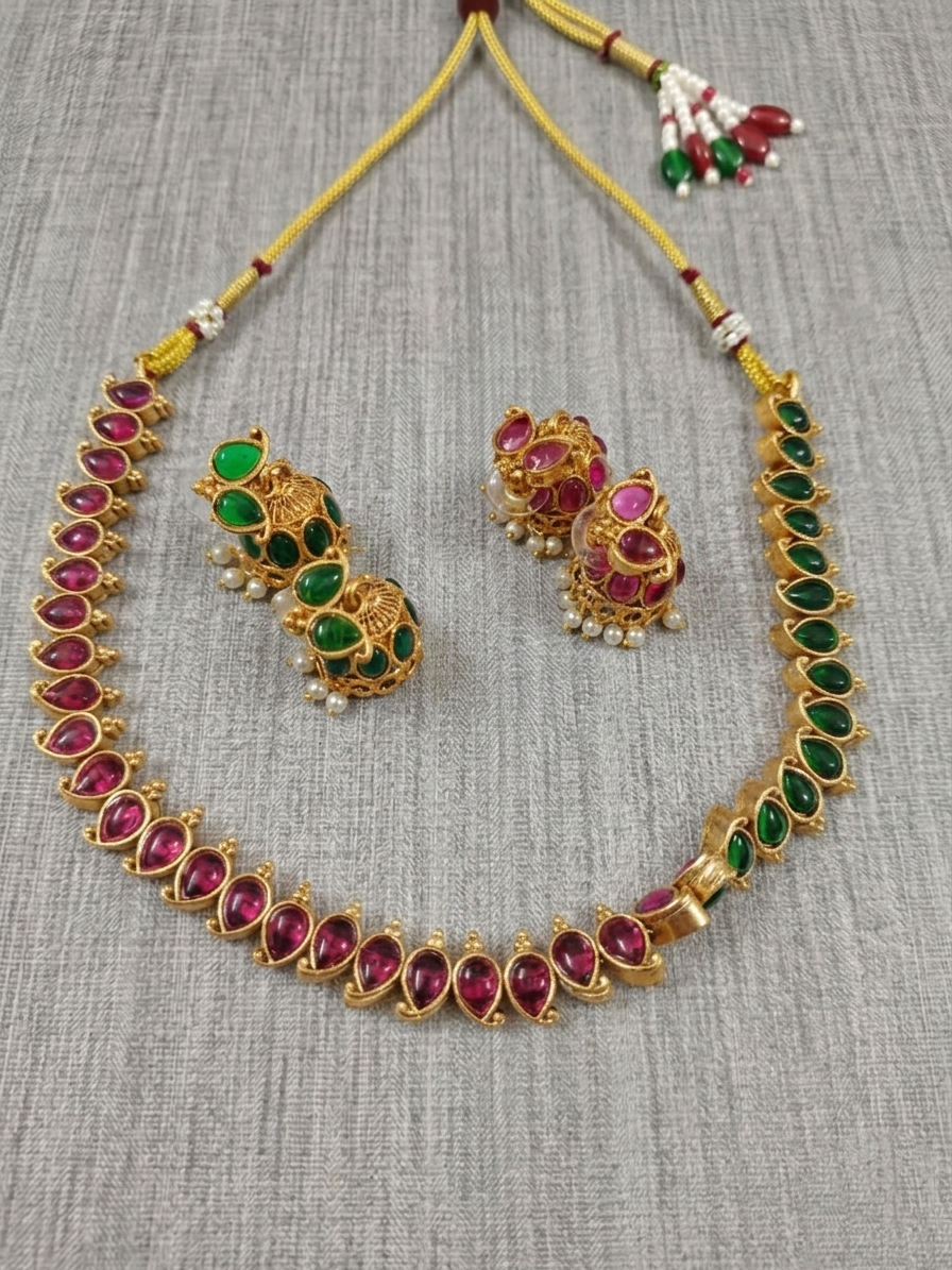 Matte Finish Reversible Kempstone Mango Necklace Set