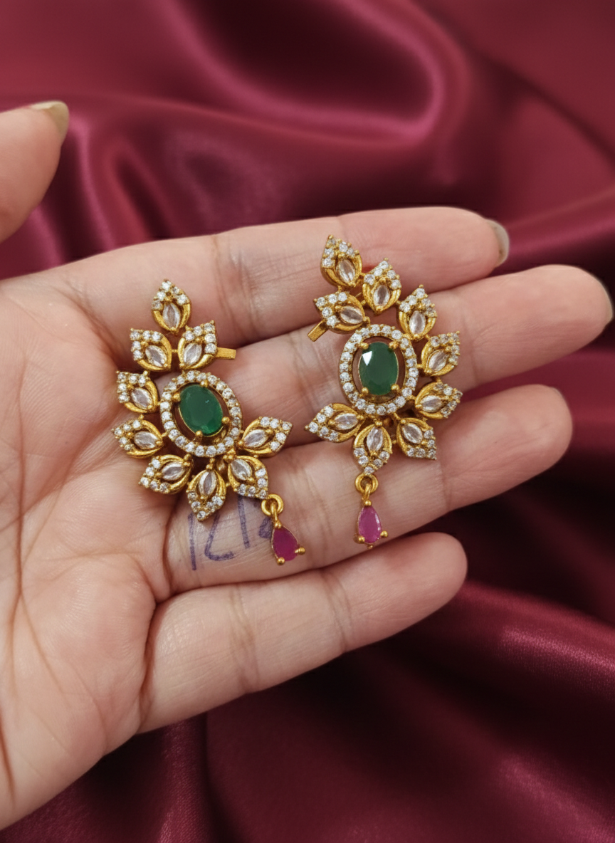 AD Small Earcuff Earring