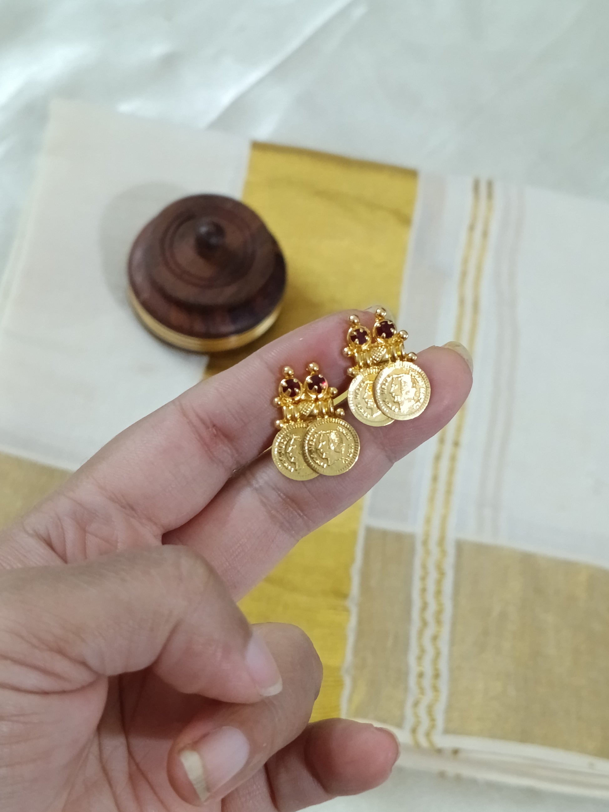Micro Polish Non Idol Coin Earring V3