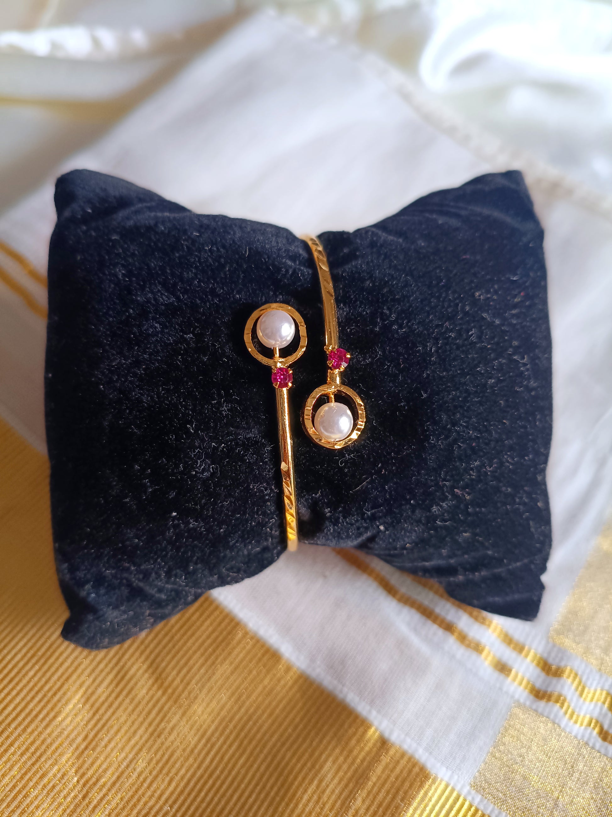 Micro Polish Pearl Adjustable Bangle V2
