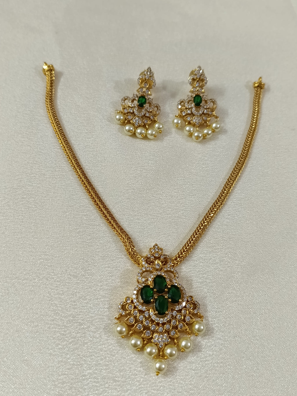AD Attigai Necklace Set
