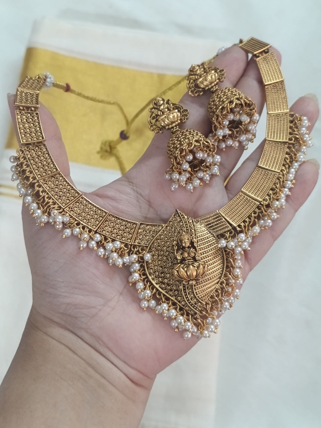Matte Finish Lakshmi Necklace Set V226