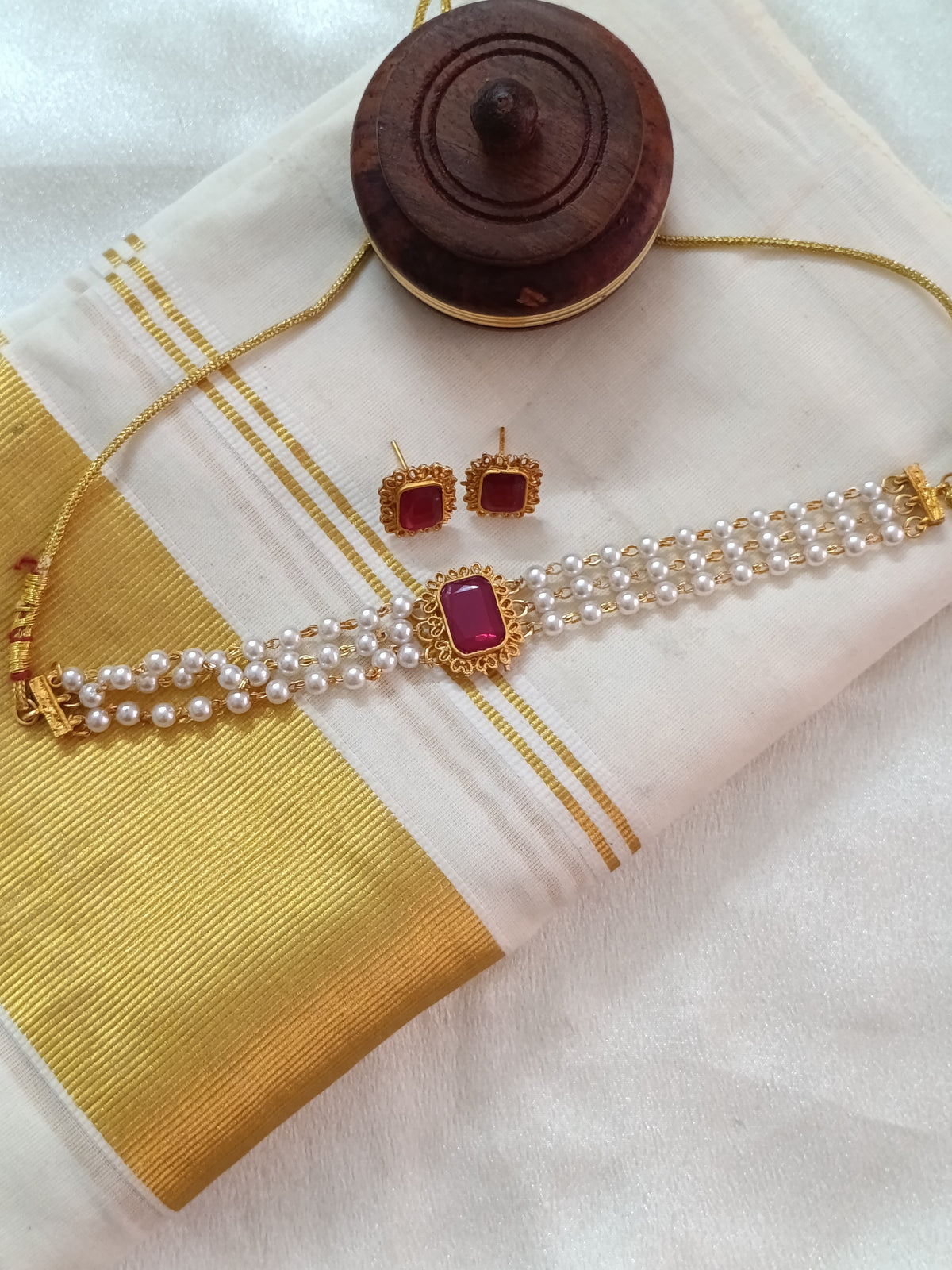 Low Budget Sufi Pearl Choker Set