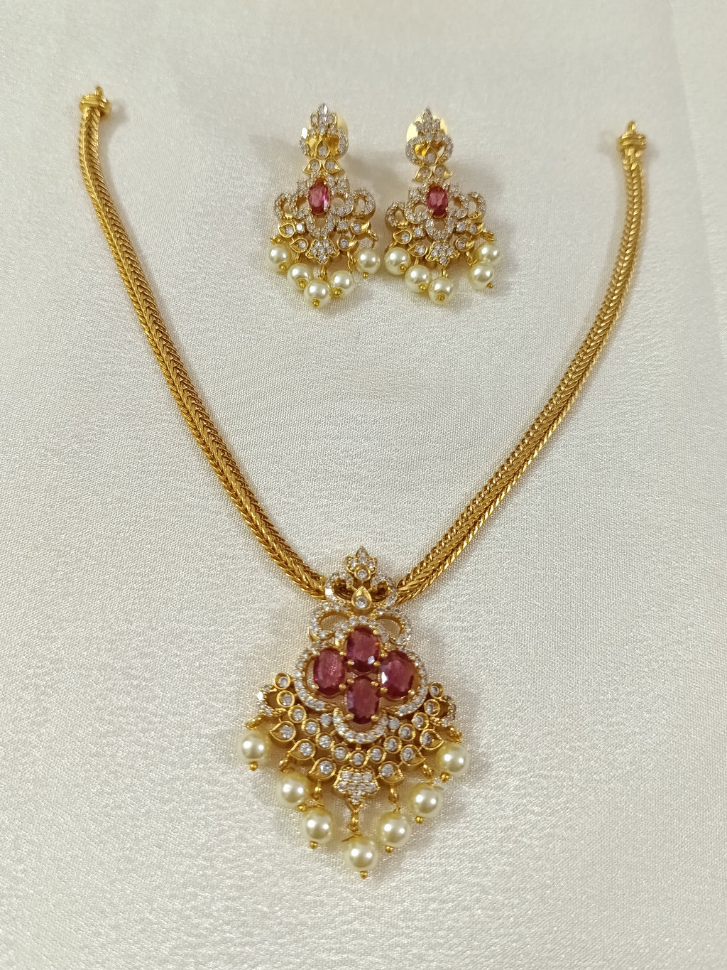AD Attigai Necklace Set