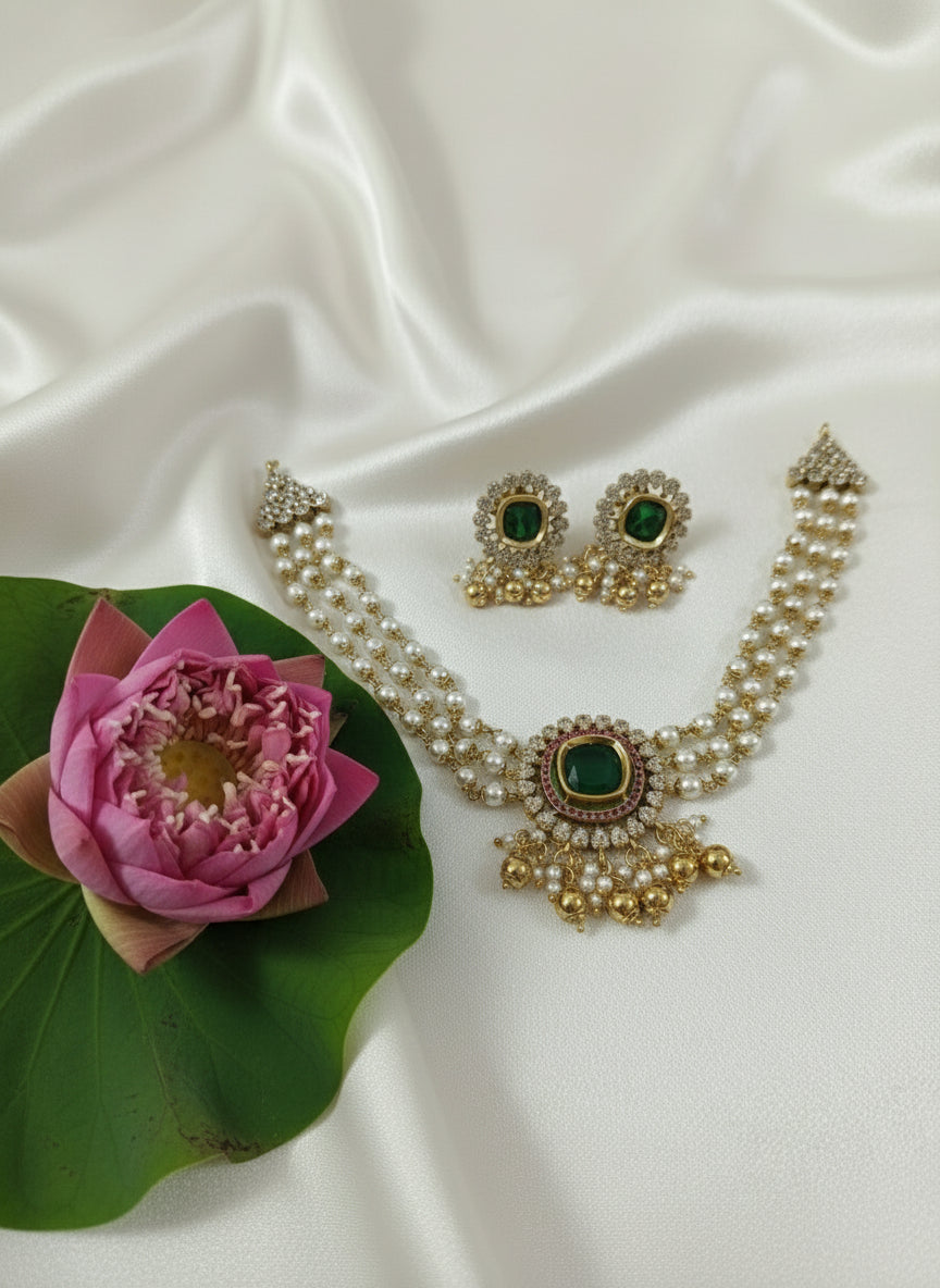 Mallika Emerald Pearl Choker Set