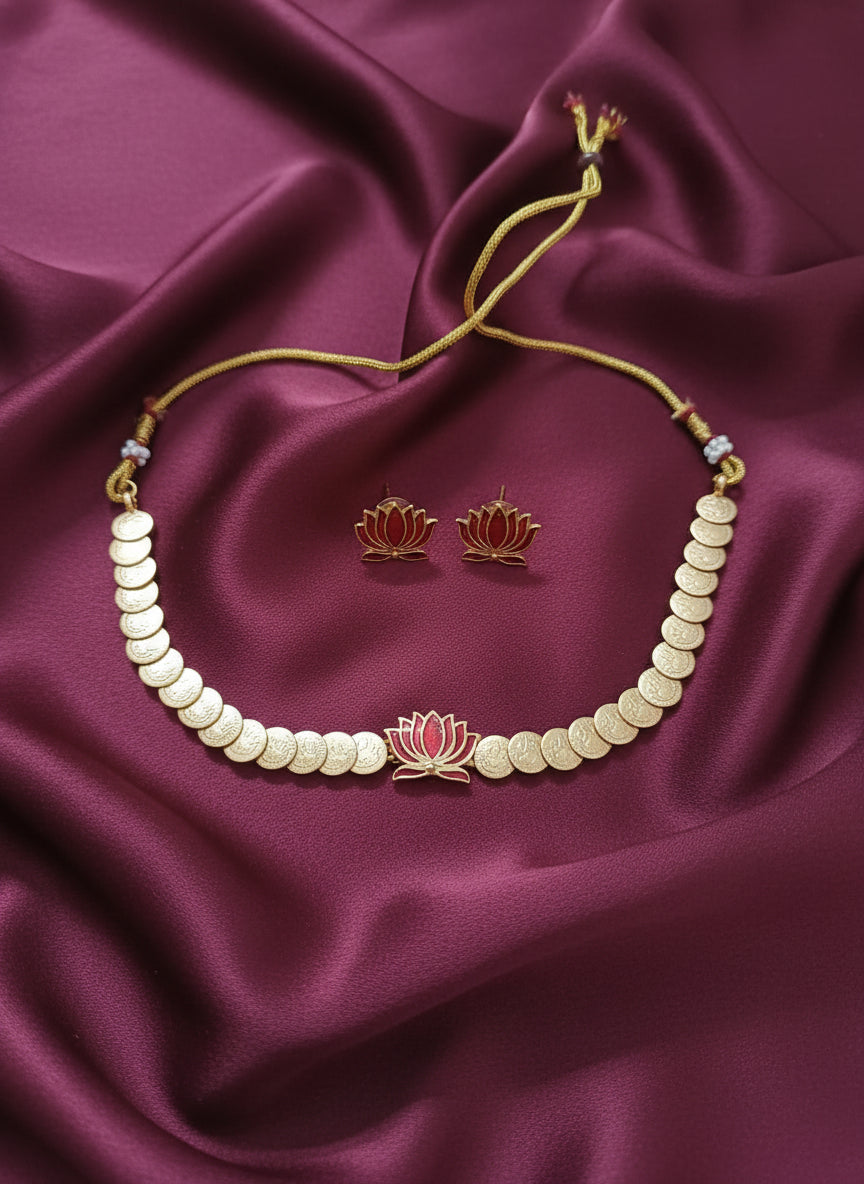 Meroon Lotus Coin Choker Set