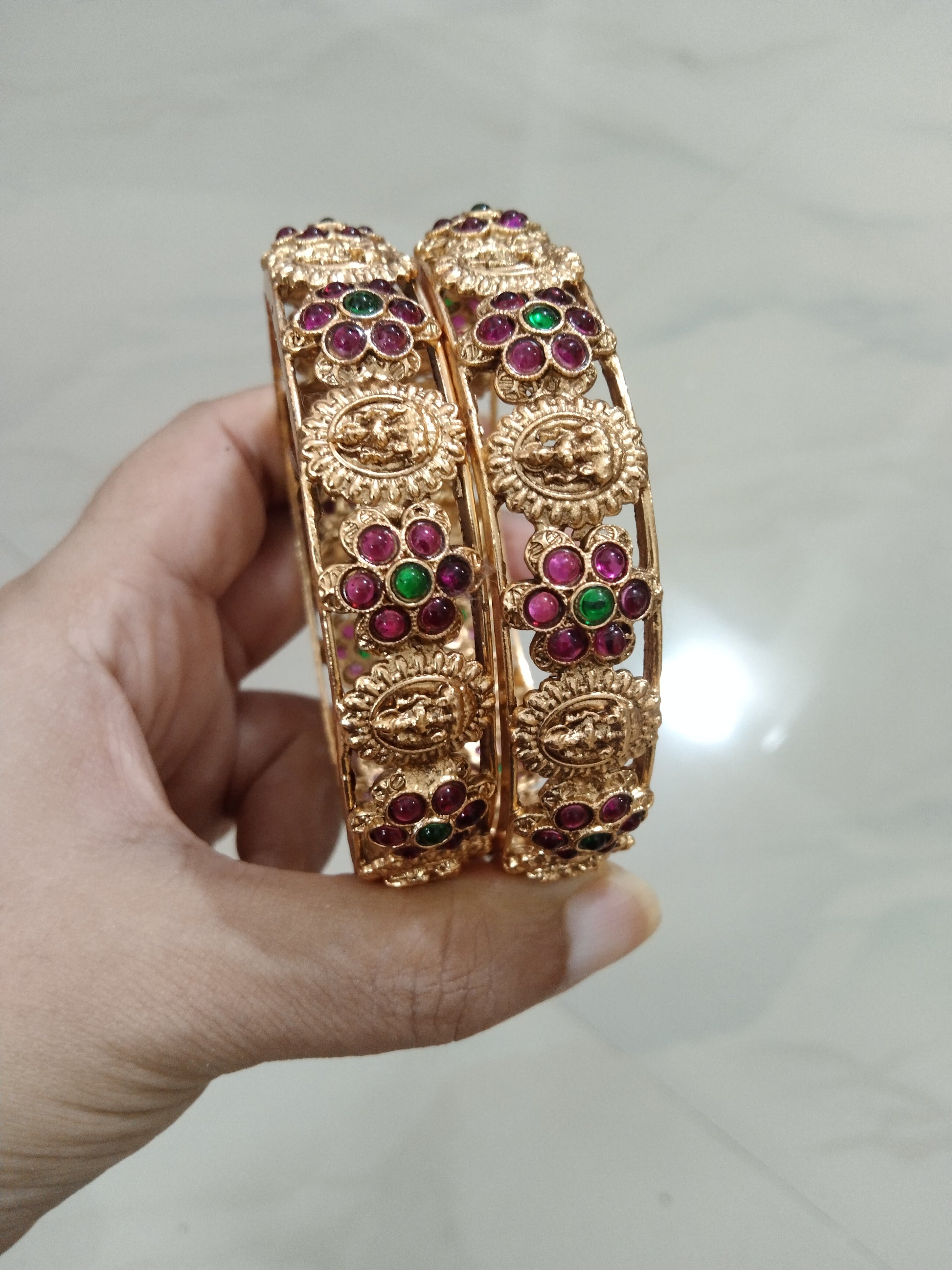 Lakshmi Floral Bangle V3
