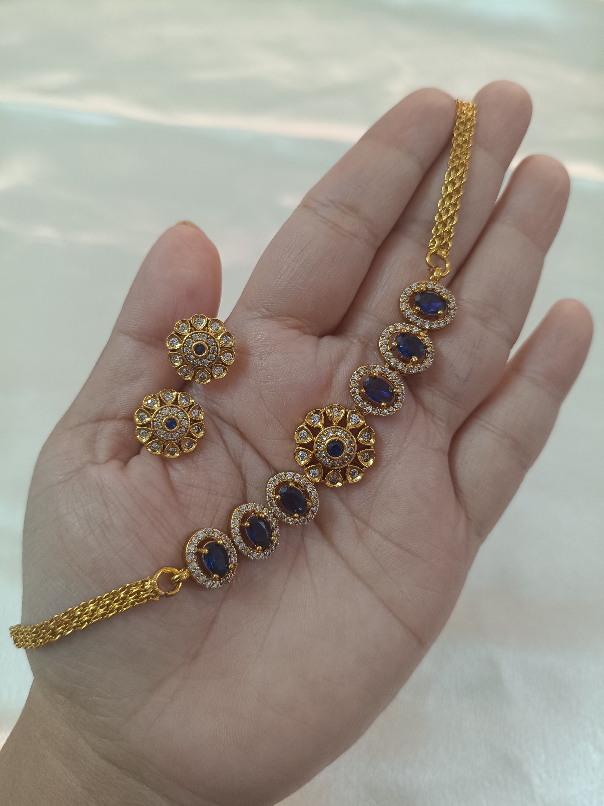 AD Flower Choker V3