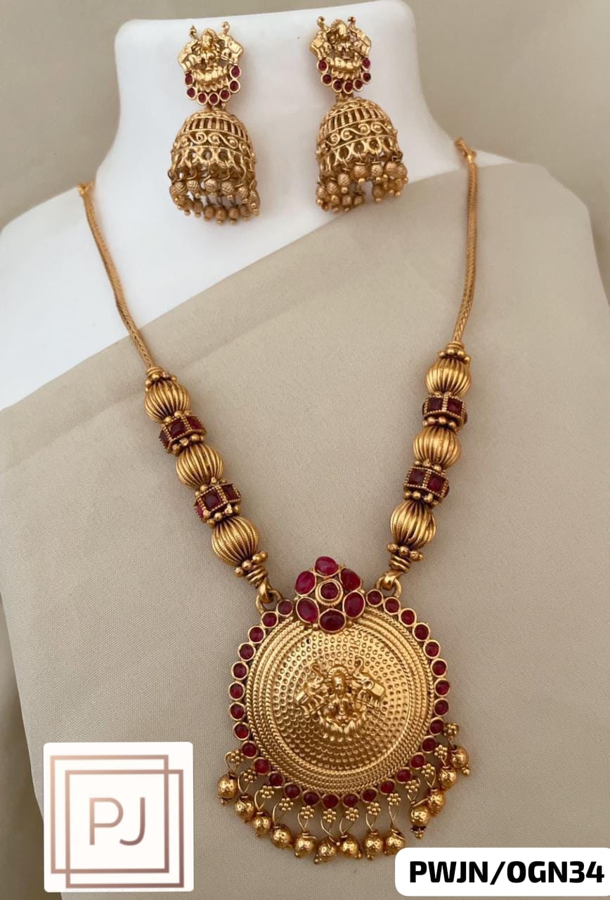 Lakshmi Ruby Pendant Necklace Set