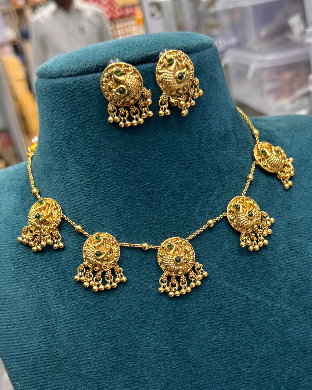 Matte Finish Fusion Peacock Necklace set