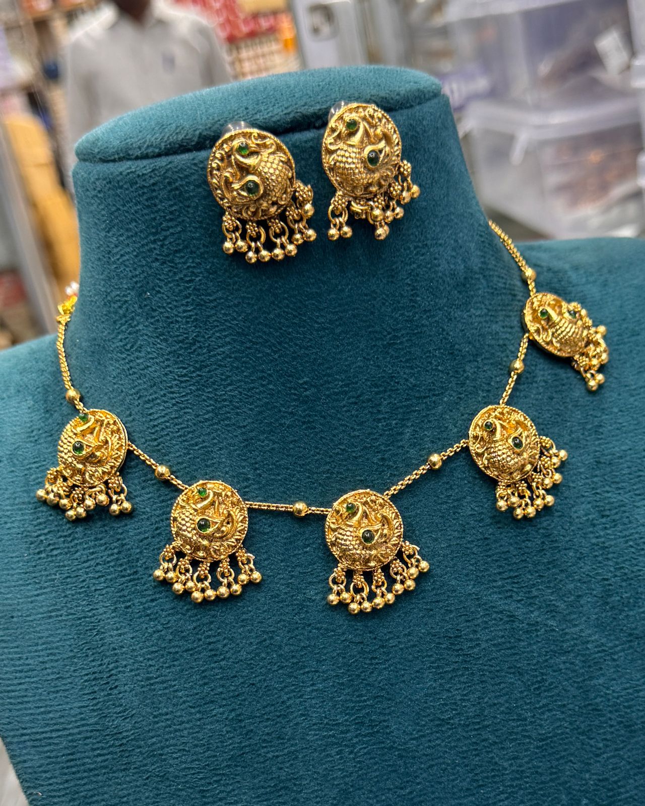 Matte Finish Fusion Peacock Necklace set