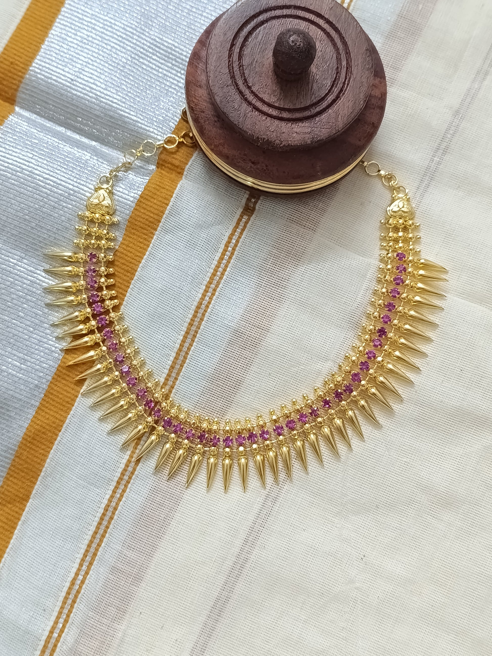Micro Polish Mullamottu Necklace