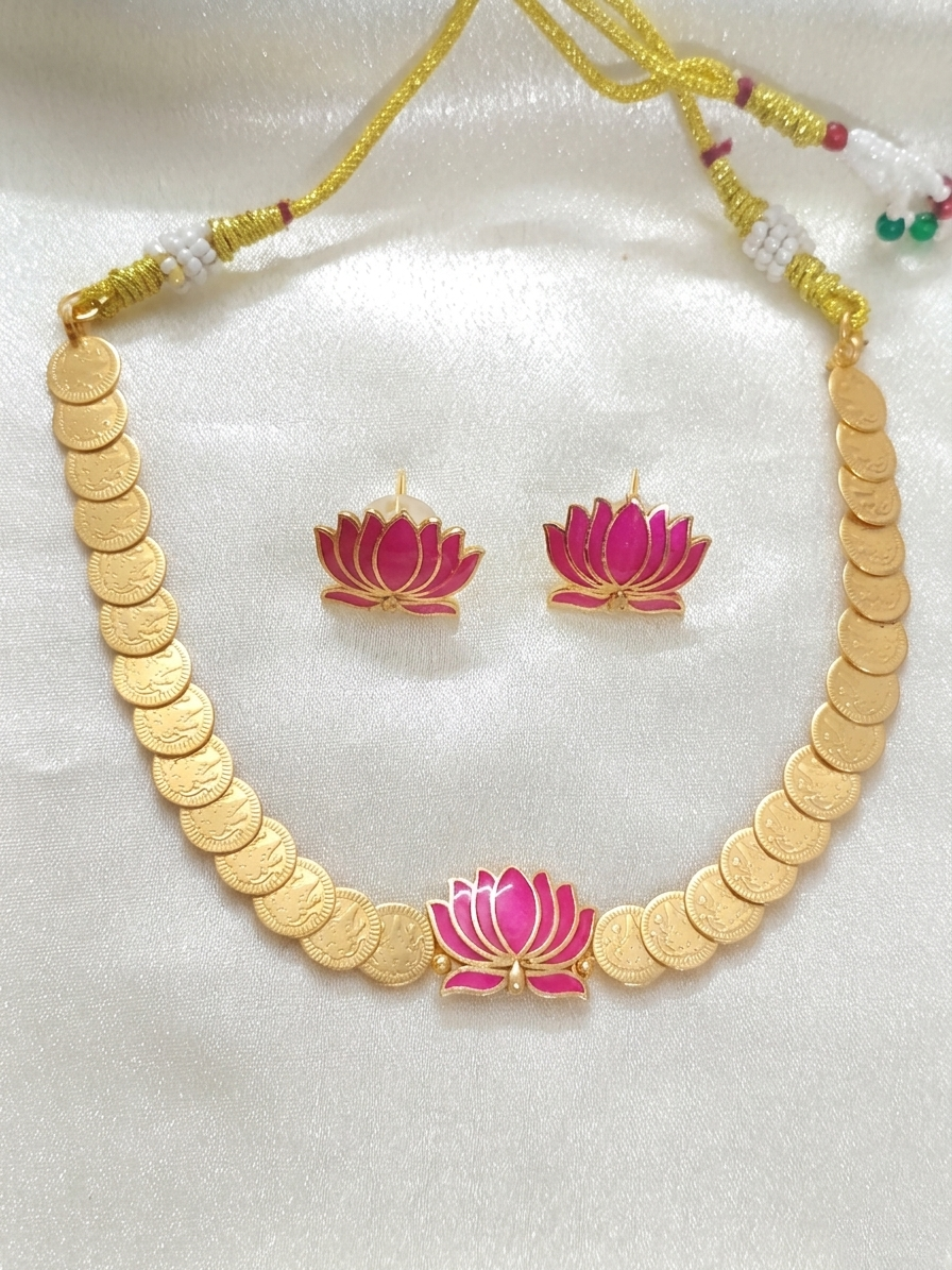 Lotus Coin Choker Set