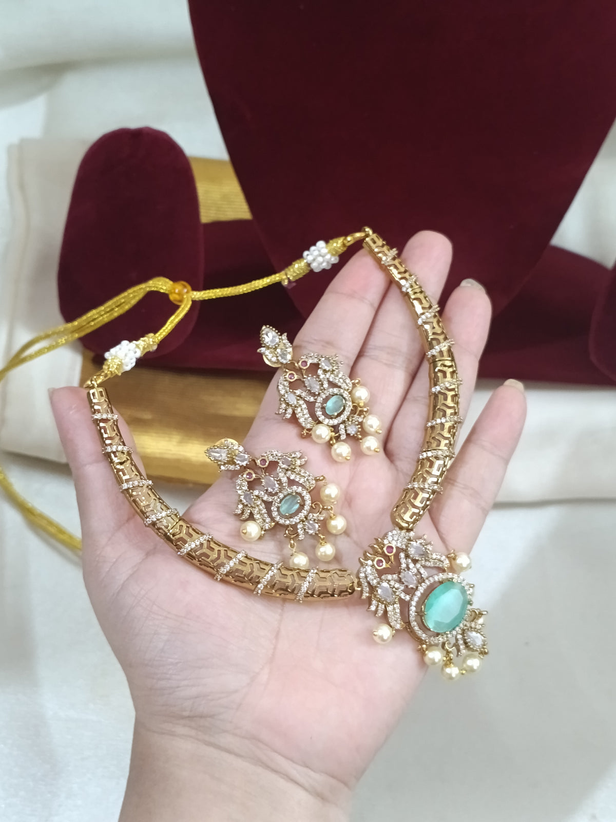 AD Hasli Necklace Set V239