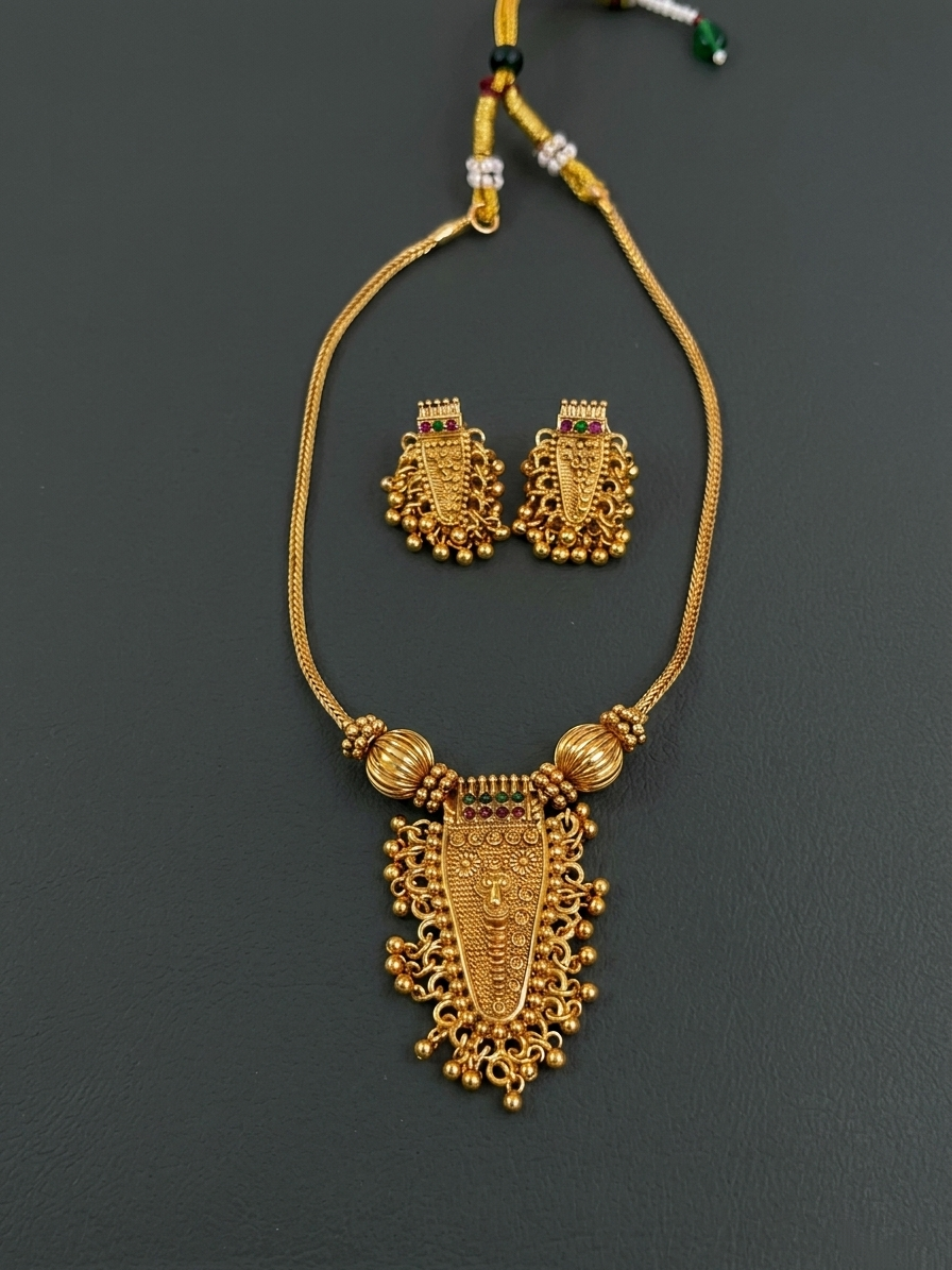 Nettipattam Pendant Necklace Set V1