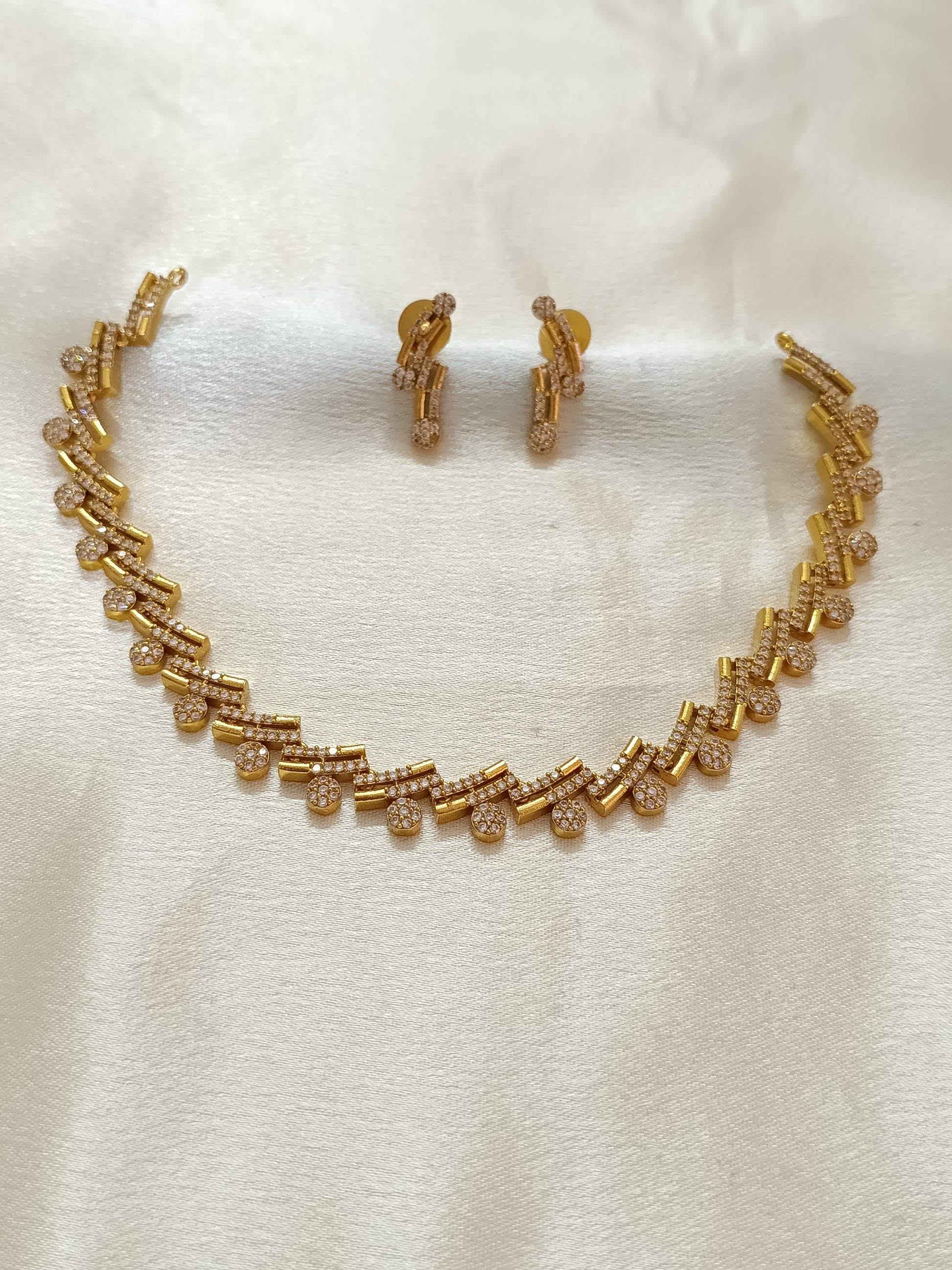 AD Stone Necklace Set V47