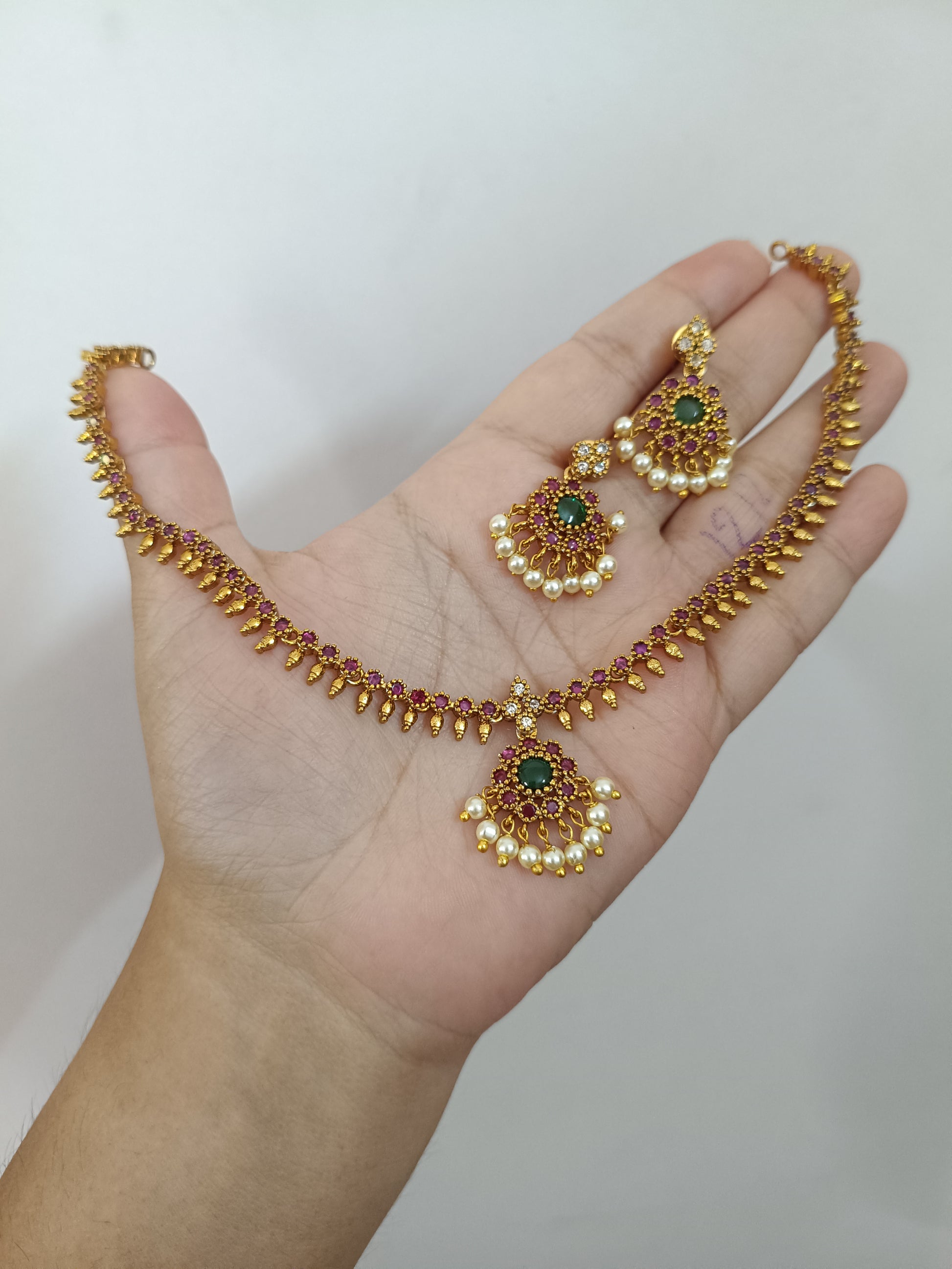 Traditional Kempu Necklace Set
